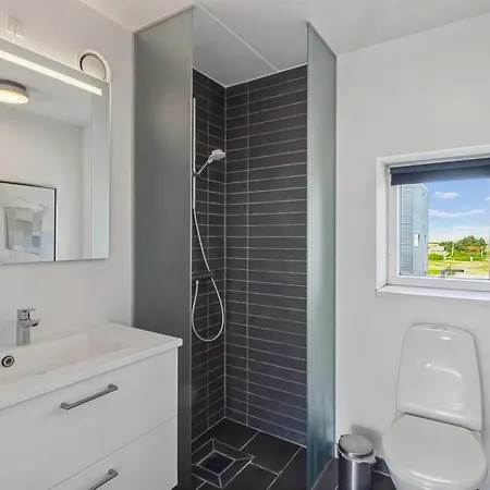 Stefani - 2km From The Sea By Interhome Semesterbostad